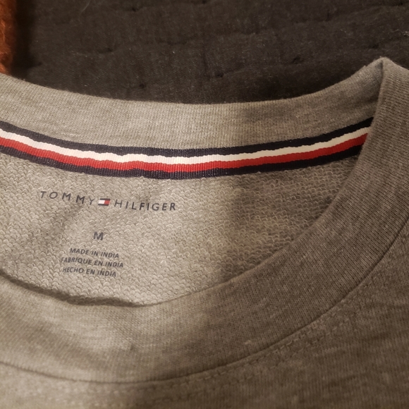 Tommy Hilfiger Vintage Cropped Sweater - Picture 6 of 7
